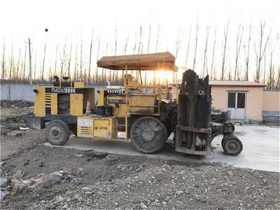 合肥多錘頭破碎機租賃 水泥路面改造破碎小顆粒