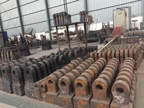 可逆式破碎機(jī)錘頭鼎成機(jī)械好貨不斷