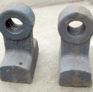 兆能錘頭 雙金屬?gòu)?fù)合錘頭與高鉻錘頭的價(jià)格解析及破碎機(jī)專用錘頭廠家指南